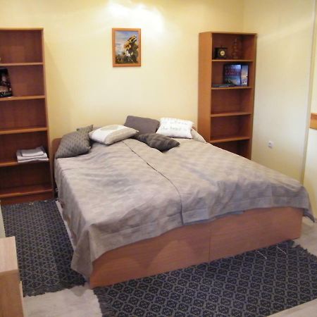 Pál utcai Apartman Miskolc Exteriör bild